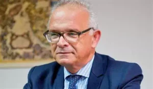 Radhi MEDDEB : « Le CAVIE apporte des conseils et des réponses aux décideurs économiques et politiques »