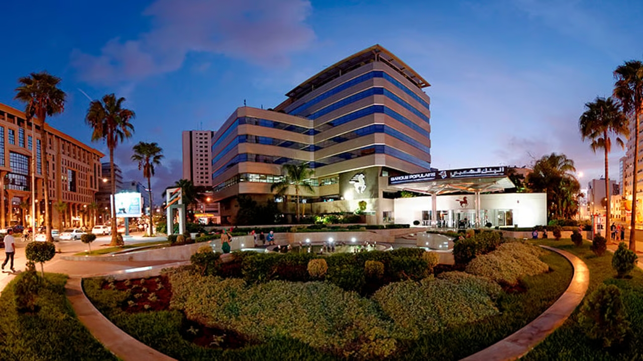 You are currently viewing Le trio bancaire marocain en ordre de bataille pour le Mondial 2030