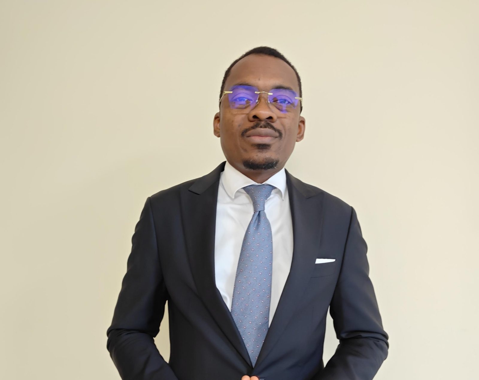 M. Serge Dimitri OKONO EBANGA